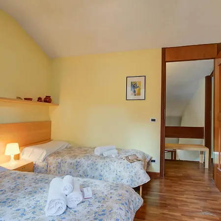 Lo Stambecco - Happy