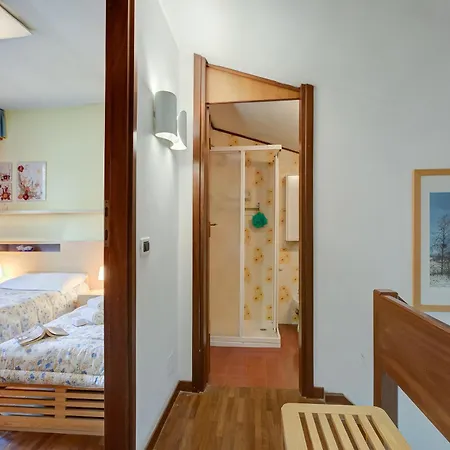 Lo Stambecco - Happy *